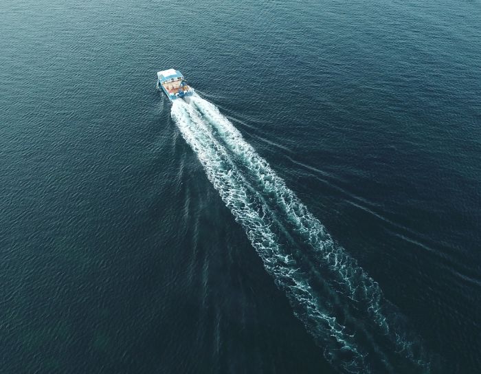 Navegando em Alto Mar com sua Lancha: Cuidados a Considerar